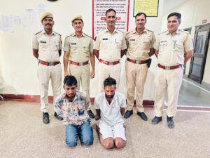 बच्चे की मदद से पुलिस ने लूटेरों को दबोचा, लाखों के गहने और नगदी किये थे पार